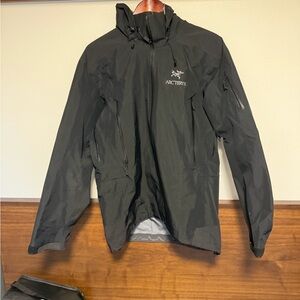 Arc'teryx Men's Beta AR Gore-Tex Pro